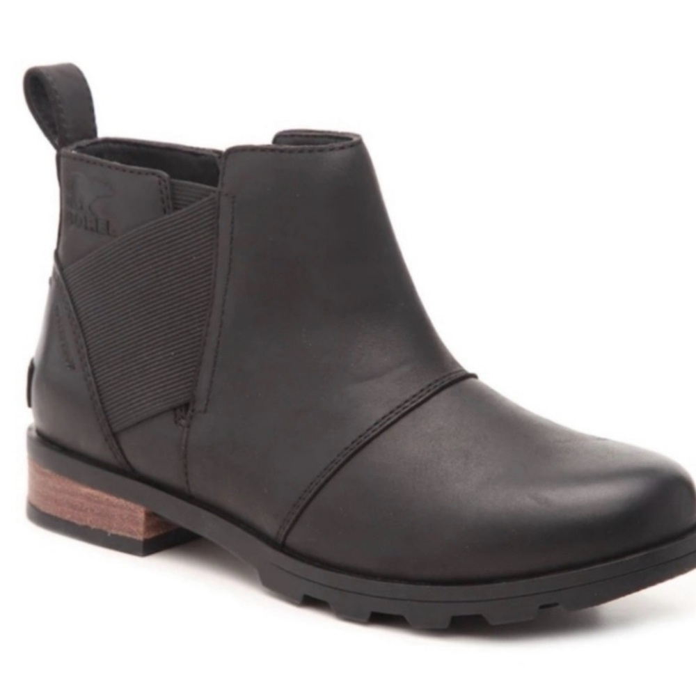 Sorel Black Leather Emelie Chelsea Ankle Boot- WATERPROOF! Size 7